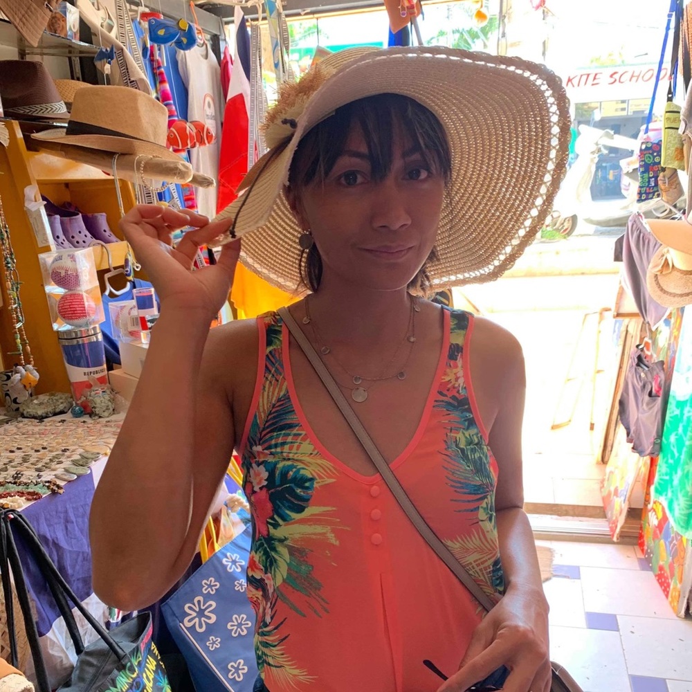 Meet your Posher, Imelda